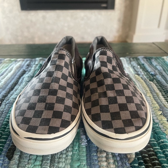Black and grey checkered slip-on Vans - Picture 2 of 6
